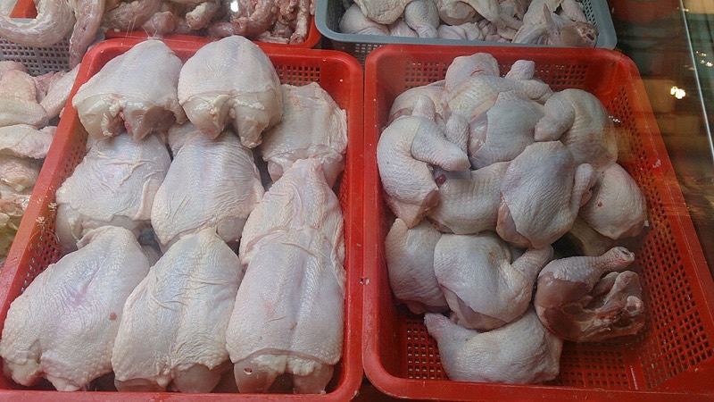 Fresh chicken for sale at a food market